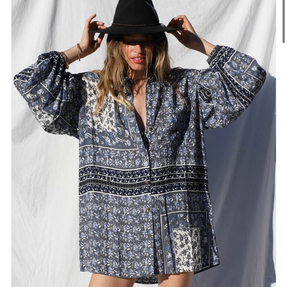 Jens Pirate Booty Lockhart Tunic in Roma Storm.